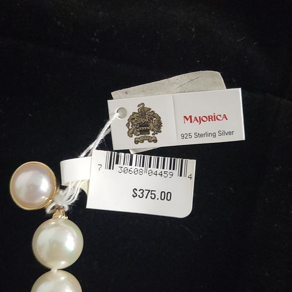 Majorica Single Strand Handmade Pearl Necklace - Picture 5 of 9